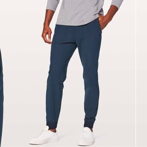 NWT ABC joggers, size smalll